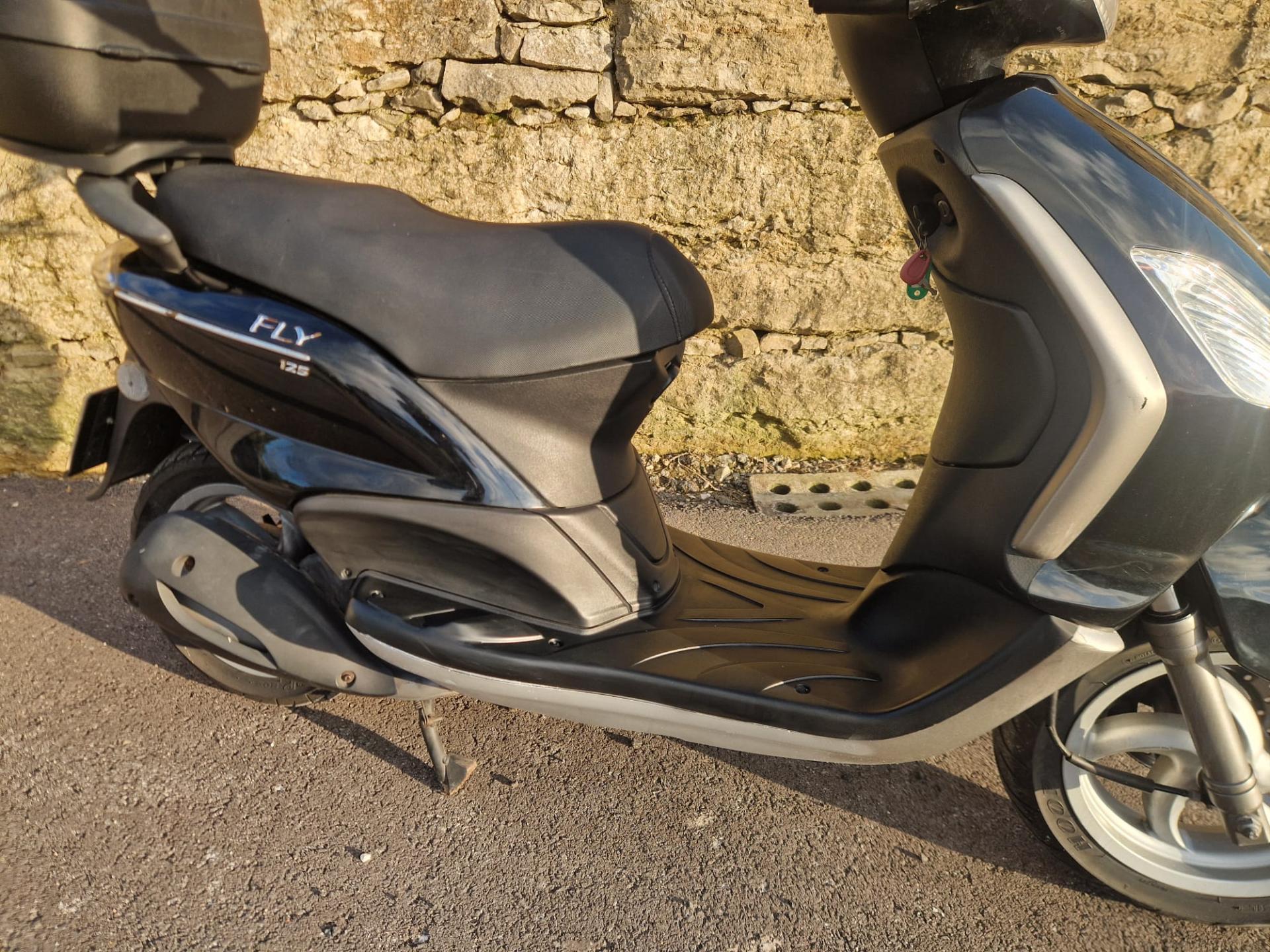 MOTO PIAGGIO FLY 125