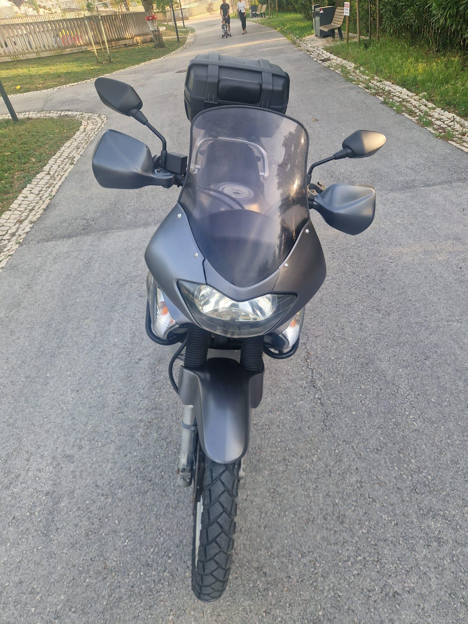 MOTO HONDA TRANSALP 650