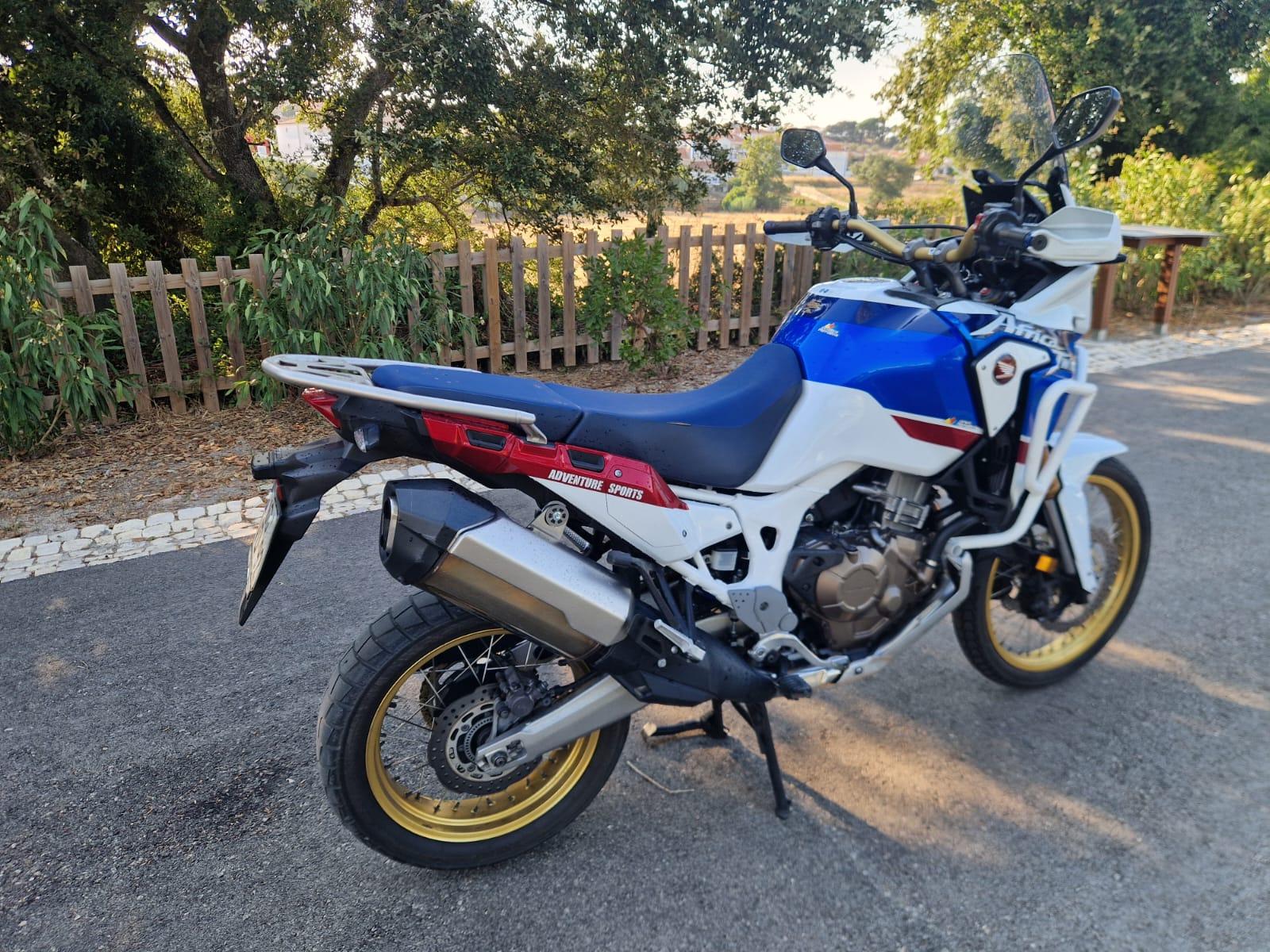 MOTO HONDA AFRICA TWIN 1000 ADVENTURE