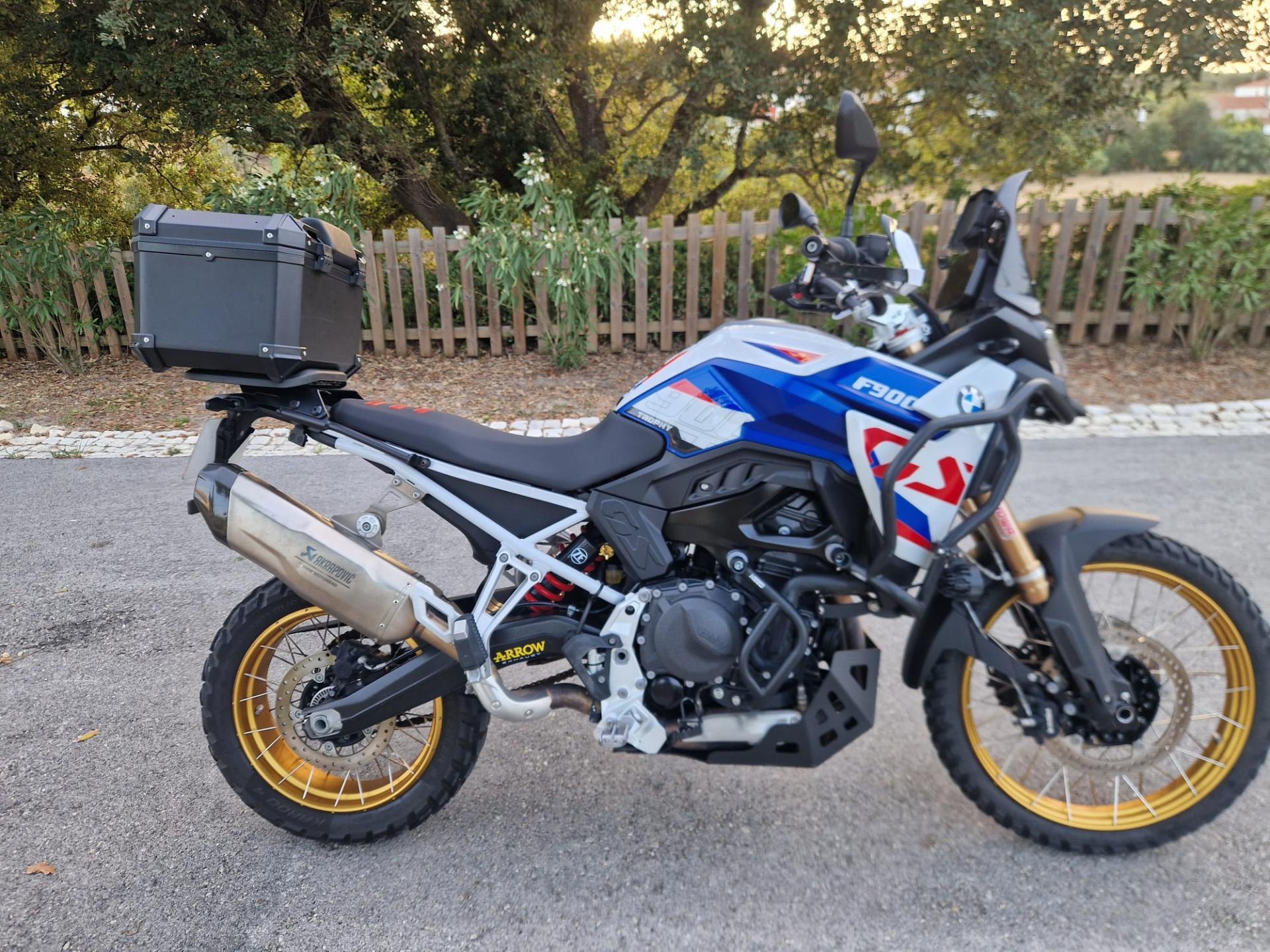 MOTO BMW F900 GS