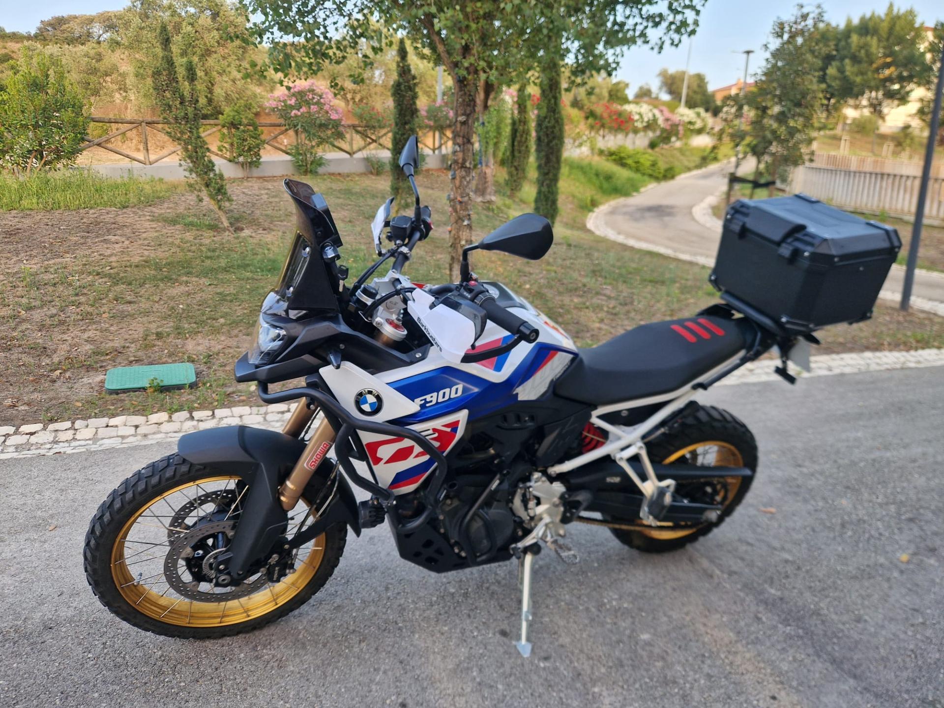 MOTO BMW F900 GS