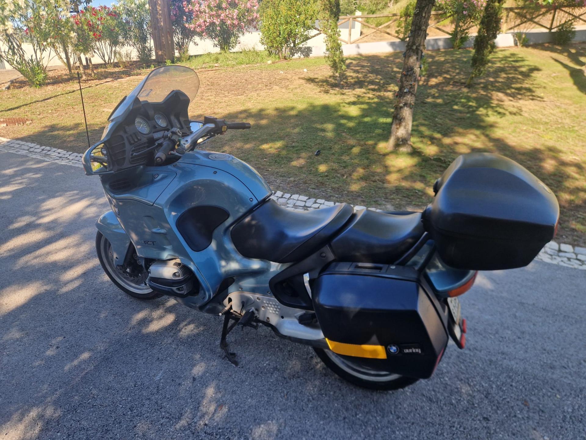 MOTO BMW R1100 RT