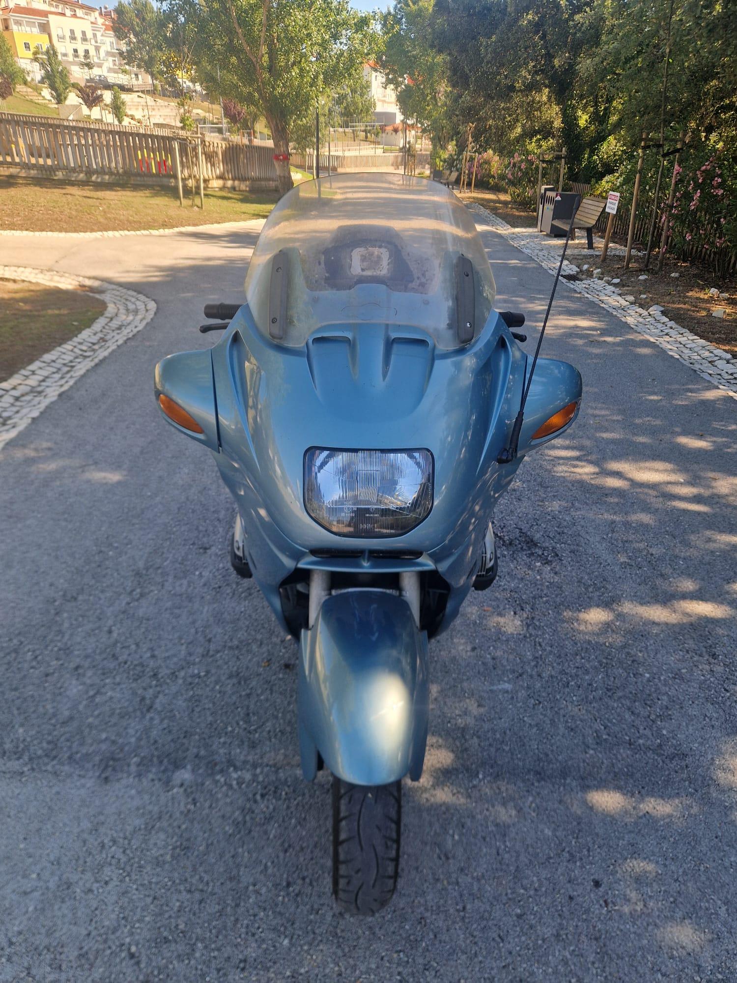 MOTO BMW R1100 RT