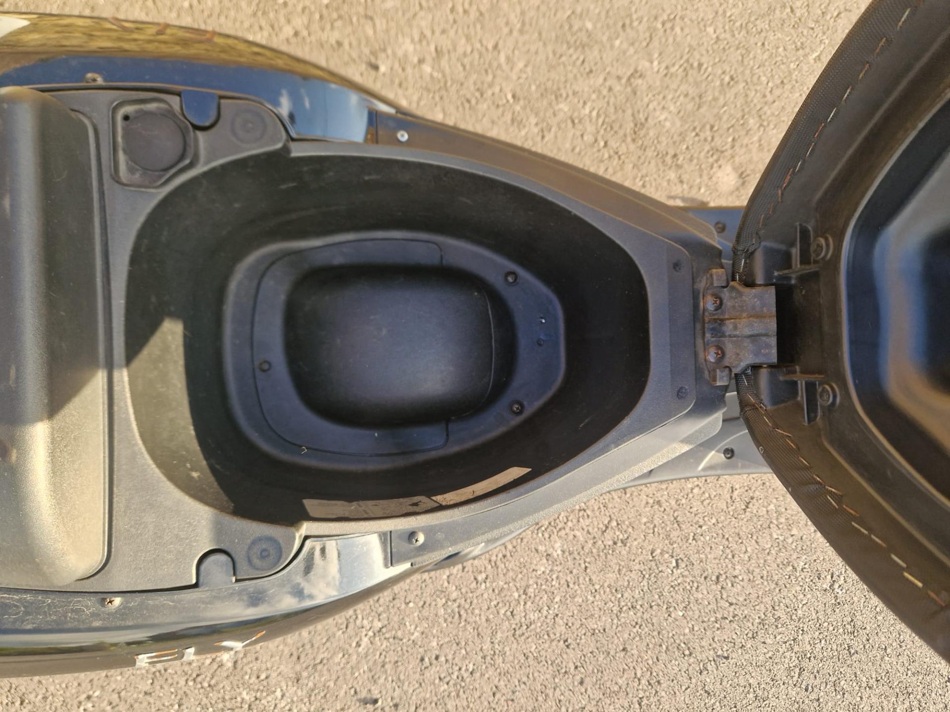 MOTO PIAGGIO FLY 125