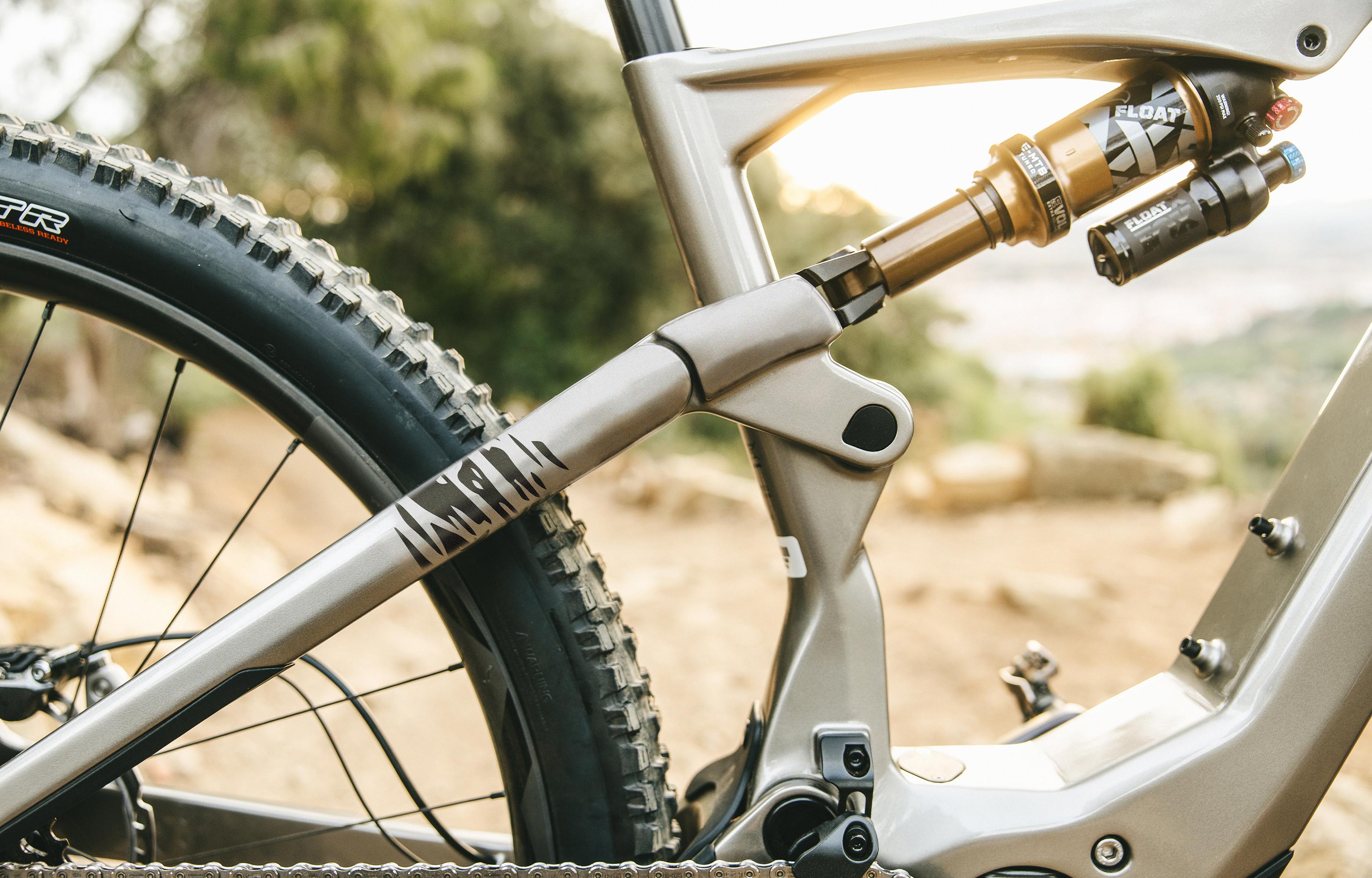 BICICLETA BH ILYNX +SL TRAIL 8.5