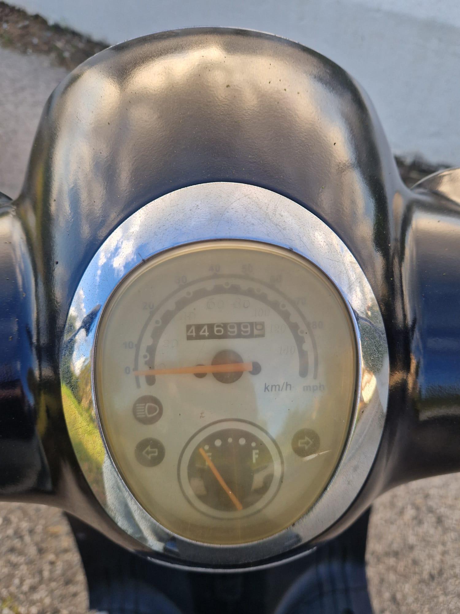 MOTO DAELIM S 125