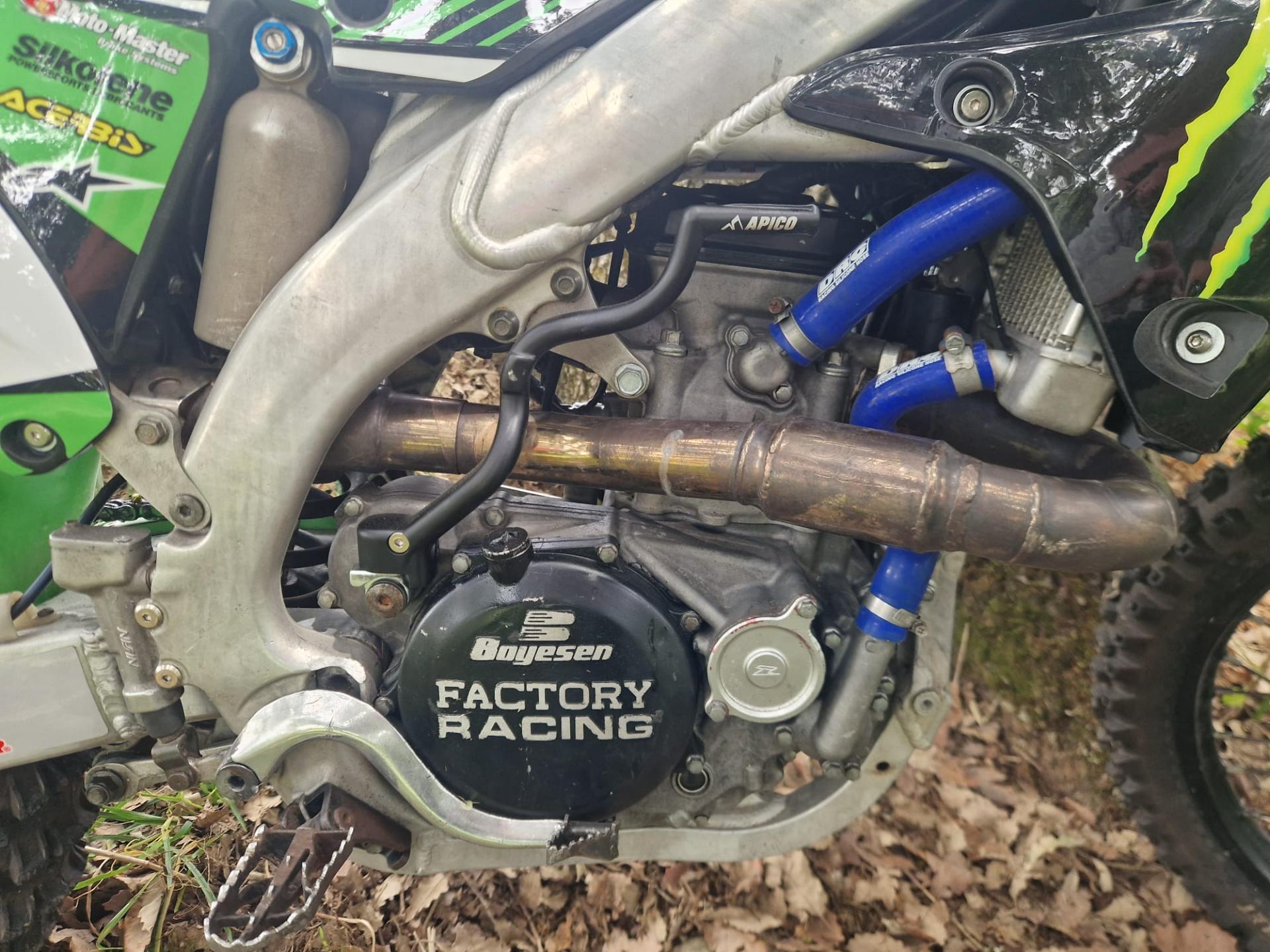 MOTO KAWASAKI KXF 450