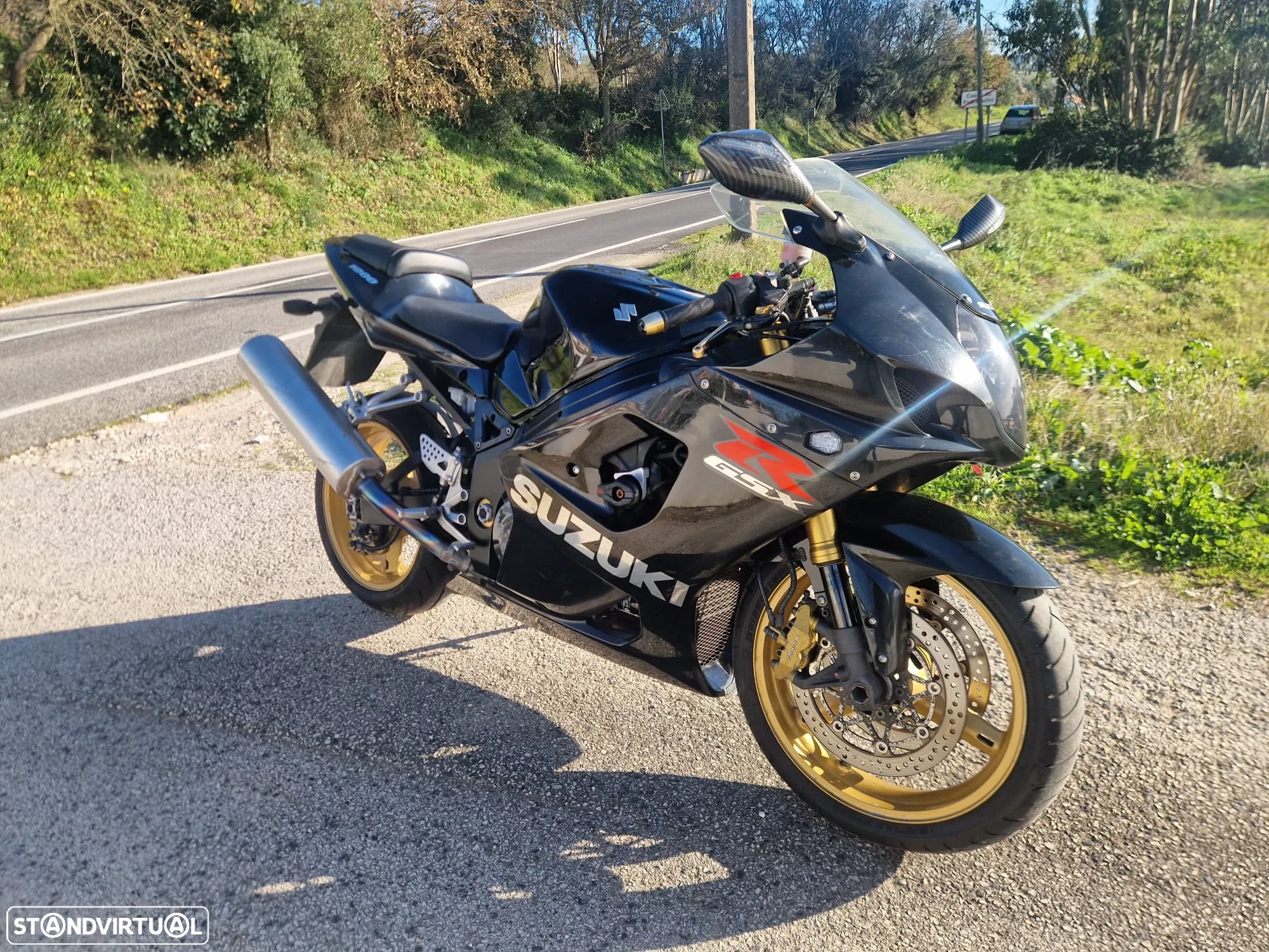 MOTO SUZUKI GSX-R 1000