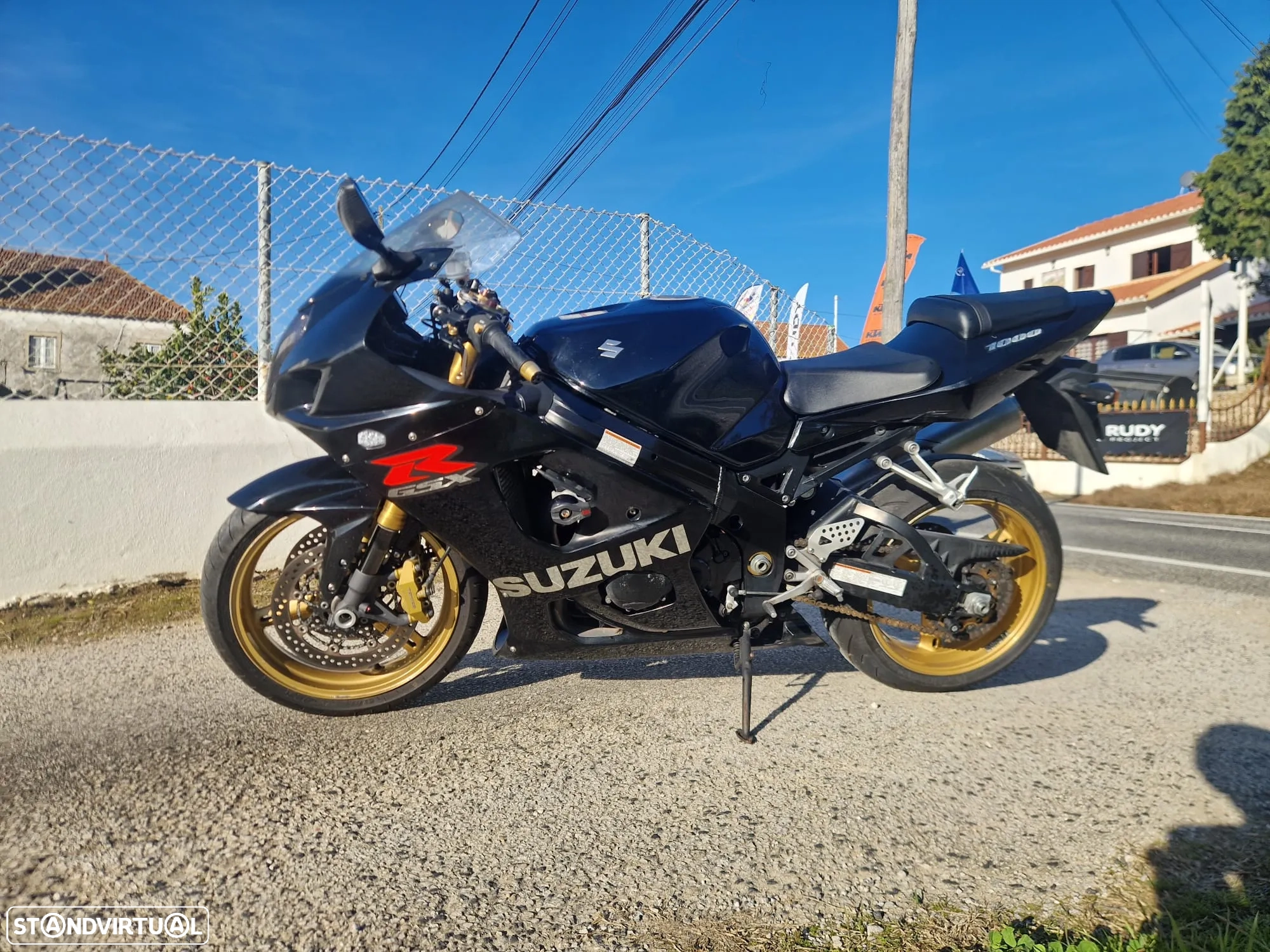 MOTO SUZUKI GSX-R 1000