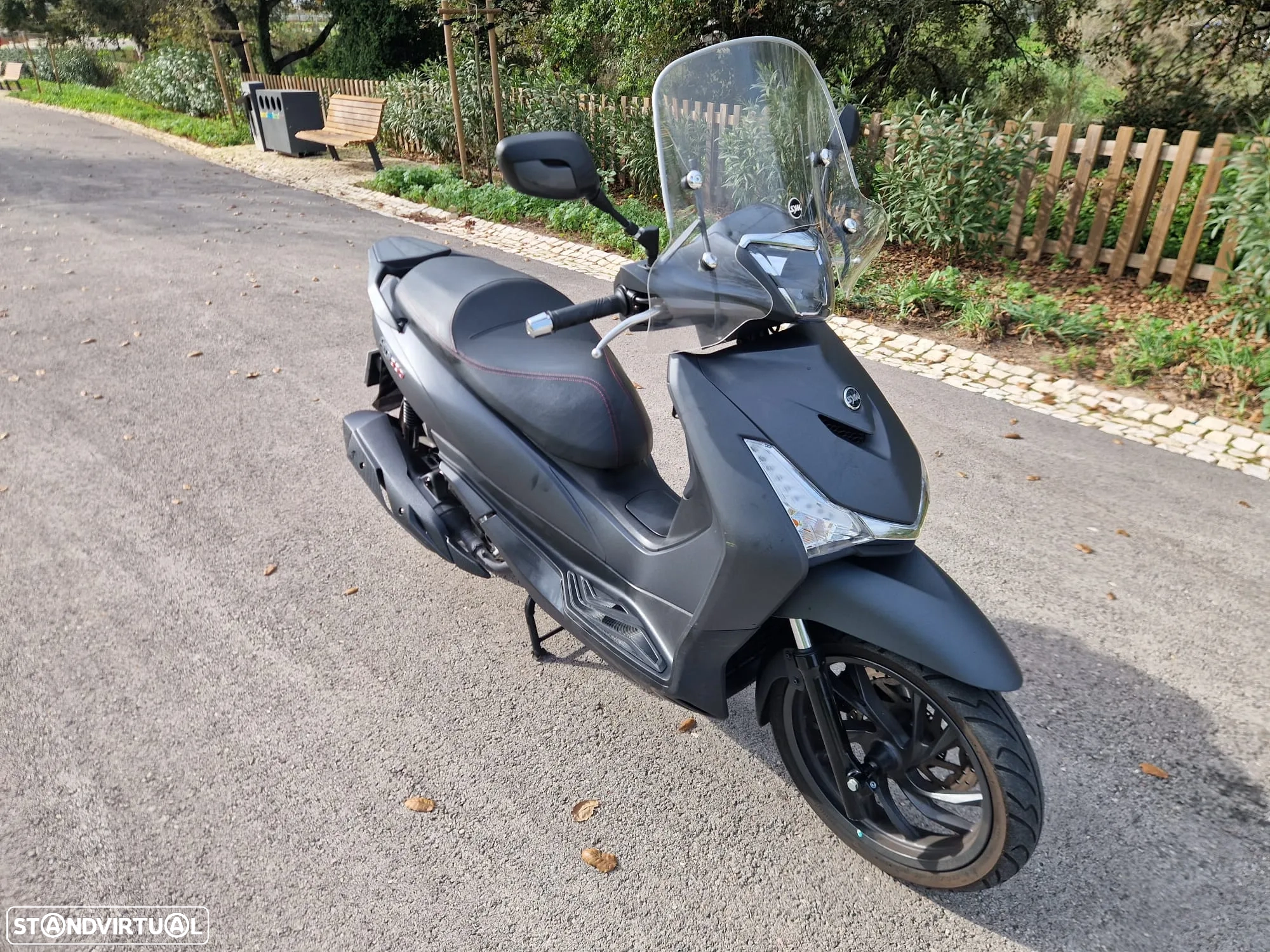 MOTO SYM HD 300